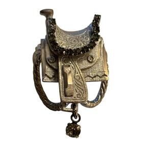 Horse Saddle Scarf Slide Clip Pin Rhinestones Gold Tone Sparkle Cowgirl Up